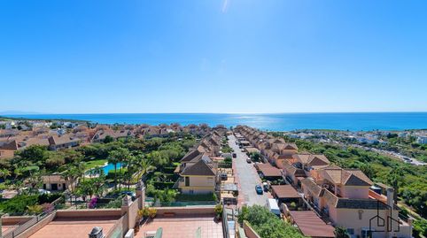 Foto 3 de Ático en venta en Calle Colinas del Mar de las, La Alcaidesa, Cádiz