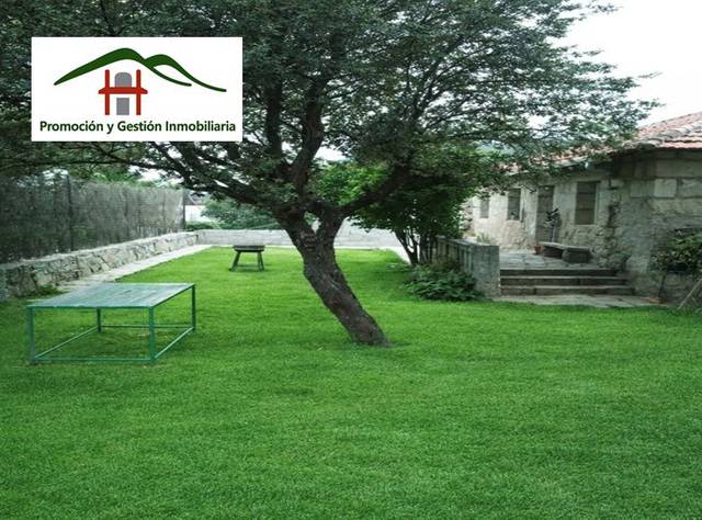 Casa-chalet en Venta en Calle Gargantilla, 3 en Hoyo de Manzanares