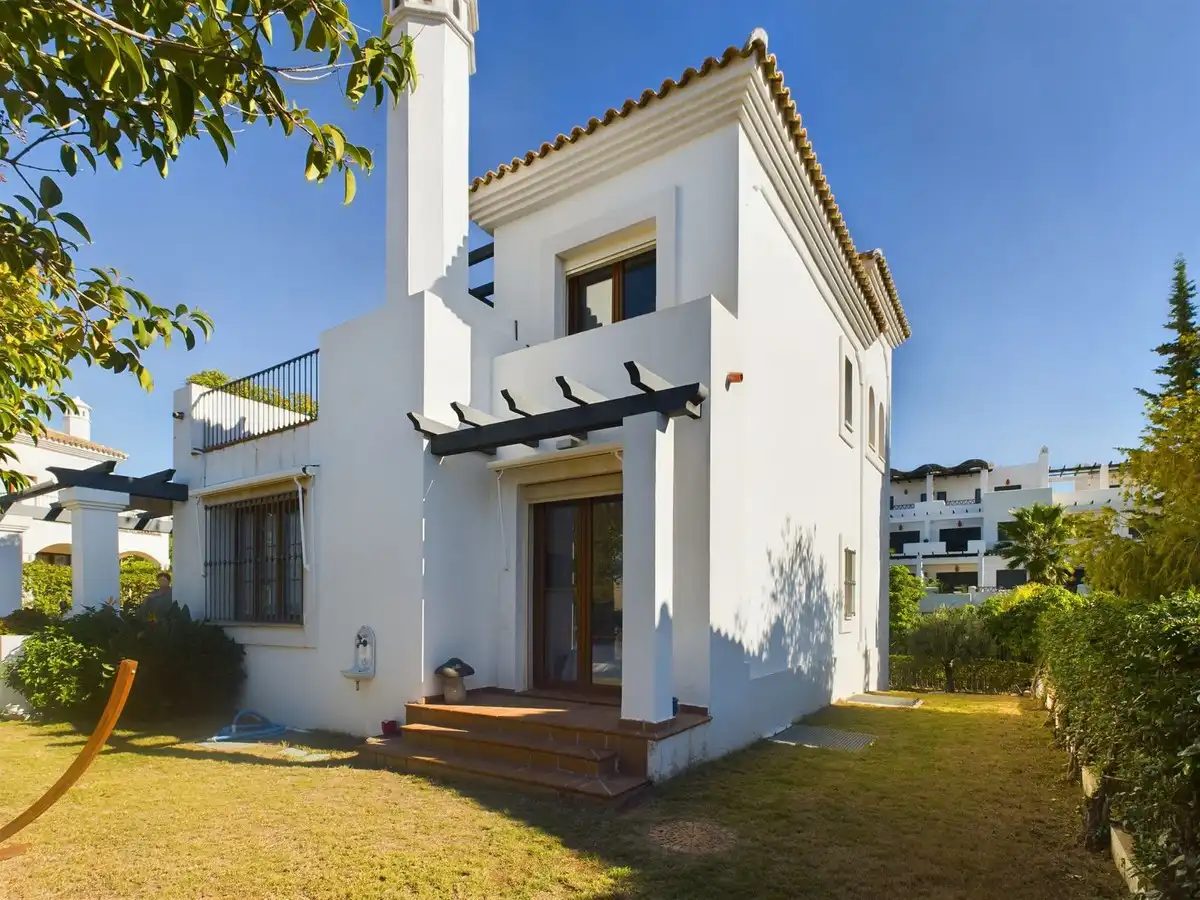 Villa mit Terrasse zum Verkauf in Calle Parque Central 5