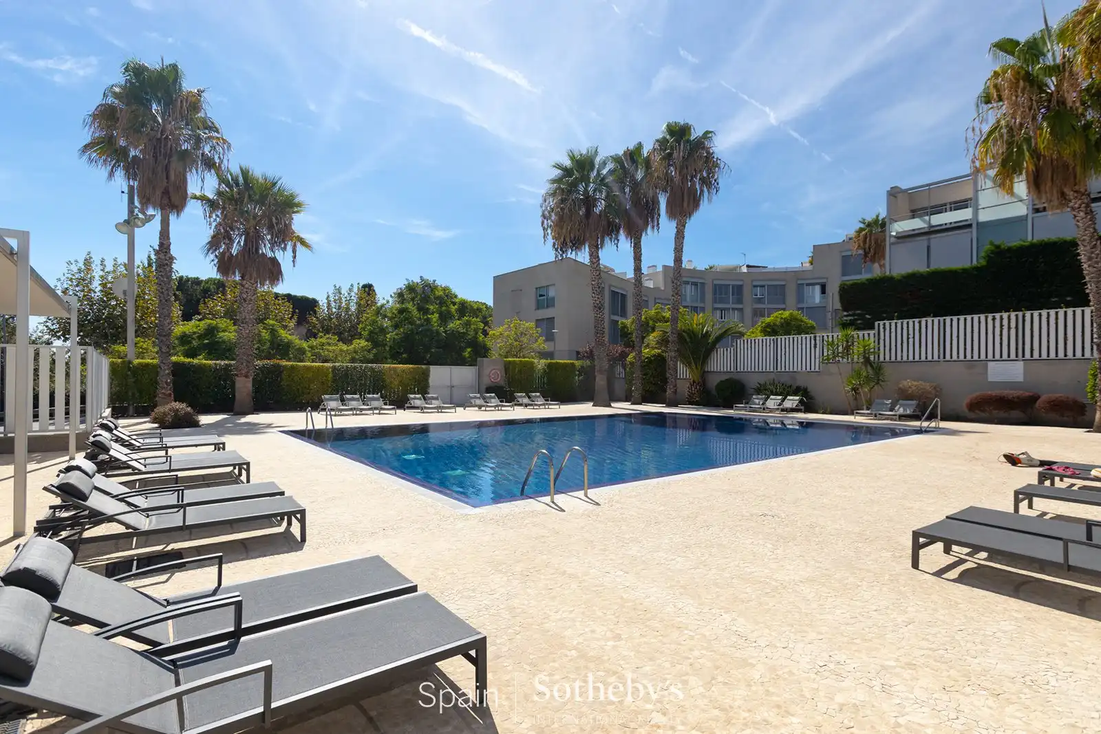 Piscina de Casa adosada en venta en Premià de Dalt, Barcelona