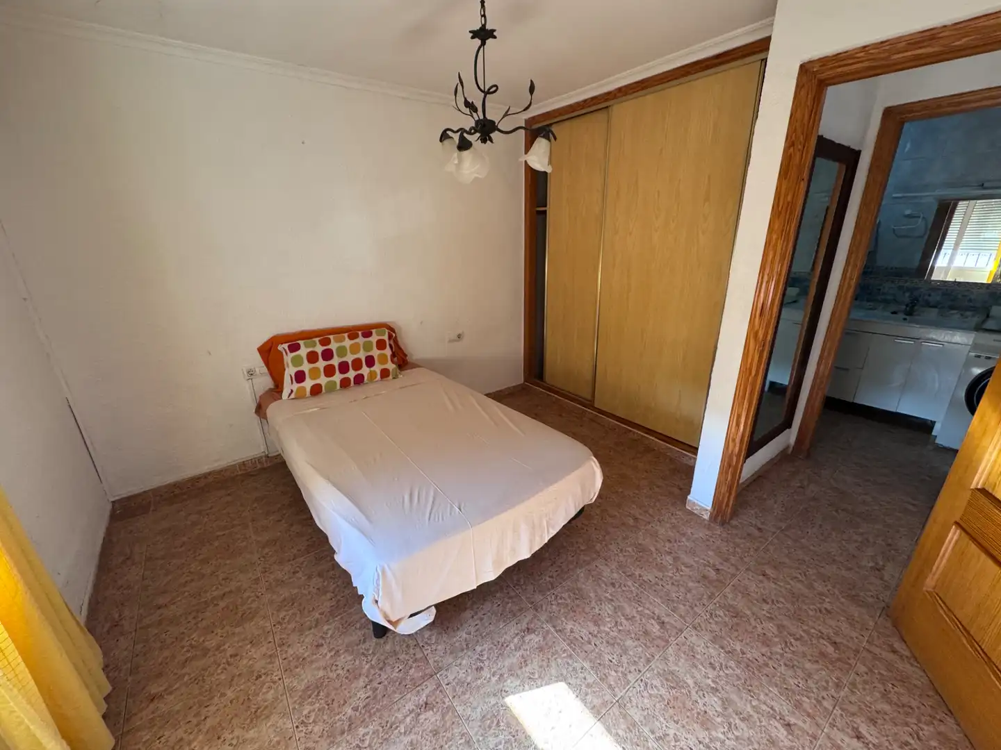 Habitación de Casa o chalet en venta en Villena con Terraza y Balcón
