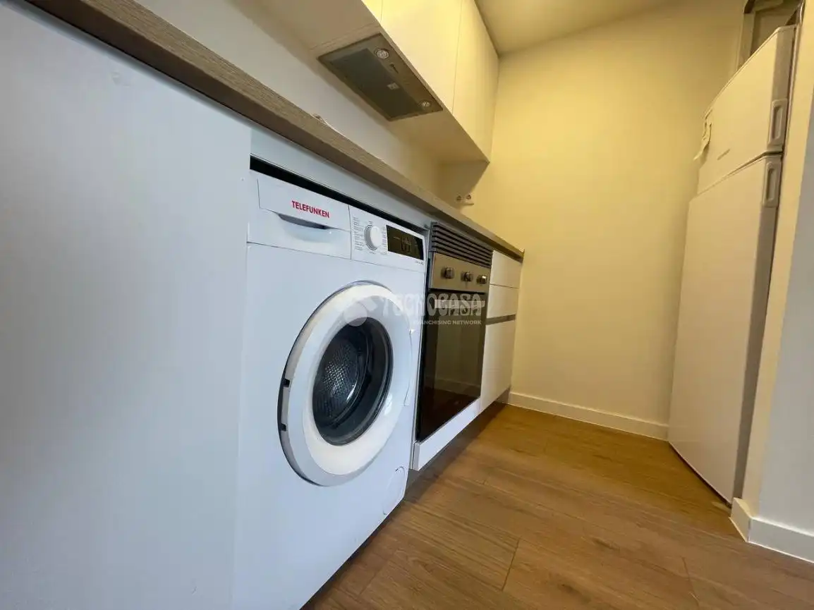 Cocina de Estudio en venta en San Sebastián de los Reyes con Aire acondicionado
