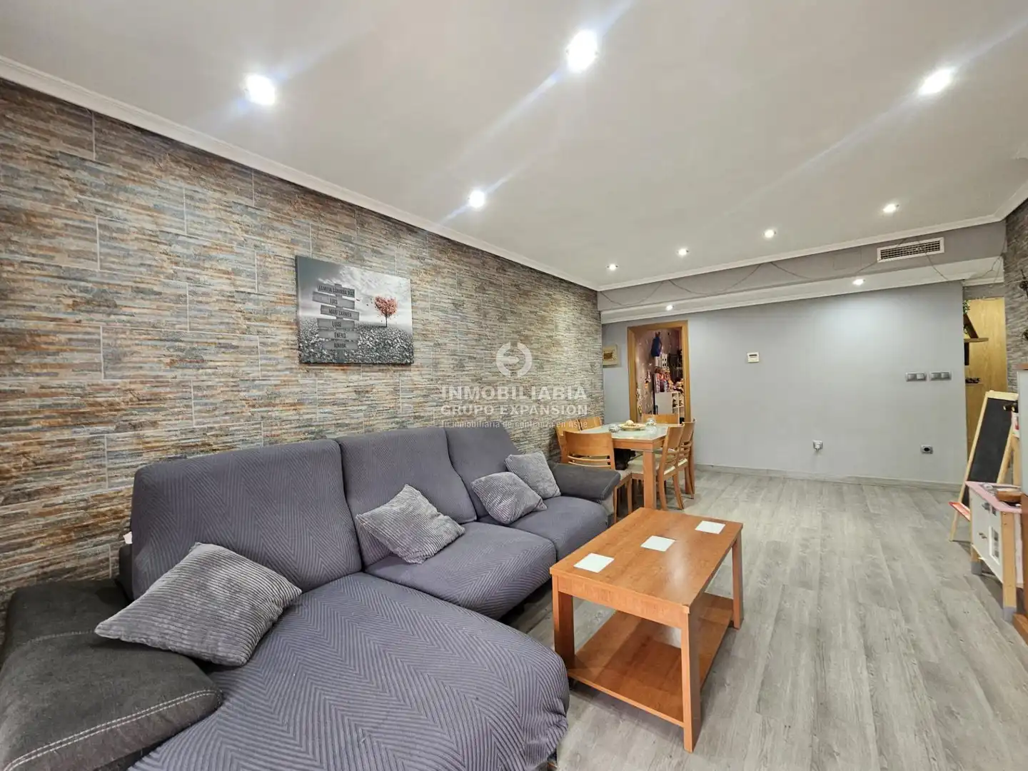 Wohnung zum Verkauf in Aspe mit Abstellraum, Balkon und Gemeinschaftspool