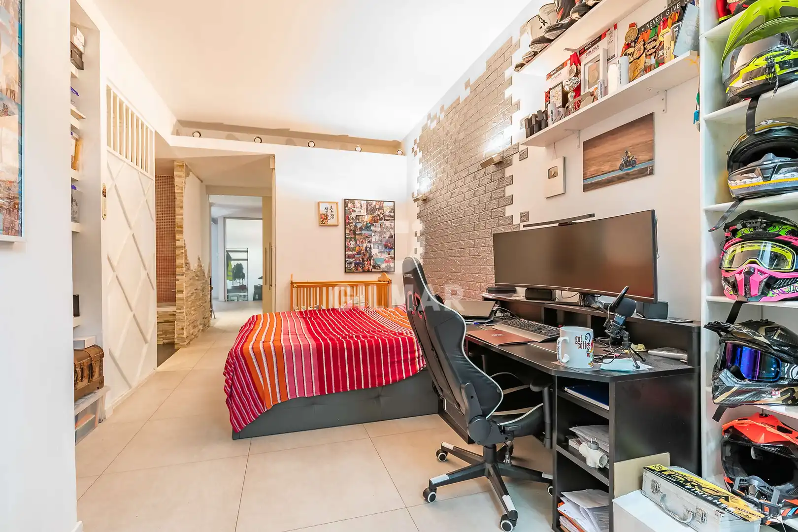 Habitación de Piso en venta en Madrid con Calefacción y Balcón