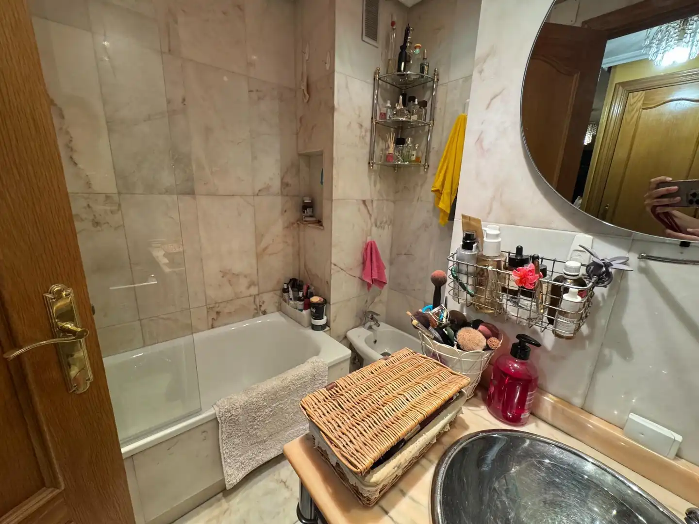 Bathroom of Flat for sale in Madrid  with Air Conditioner, Heating and Terrace
