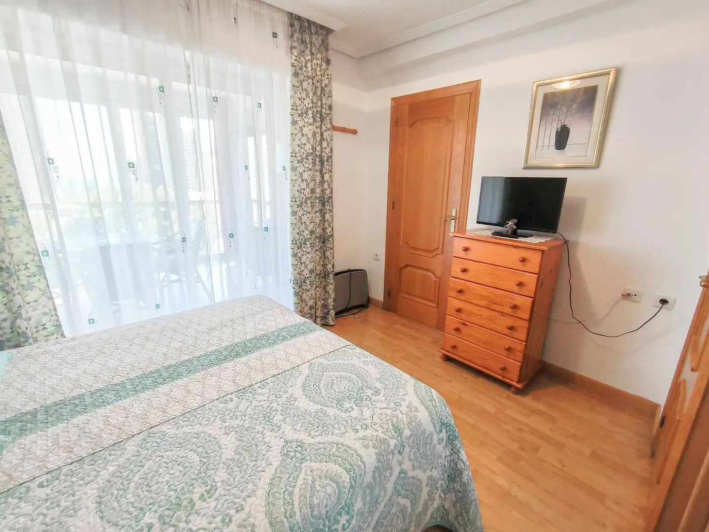 Schlafzimmer von Wohnung zum Verkauf in Benidorm mit Klimaanlage, Parkett und Terrasse