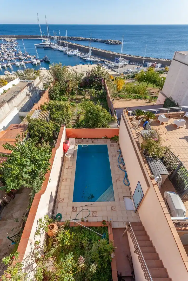 Casa con piscina en venta en El Pedró, imagen 5