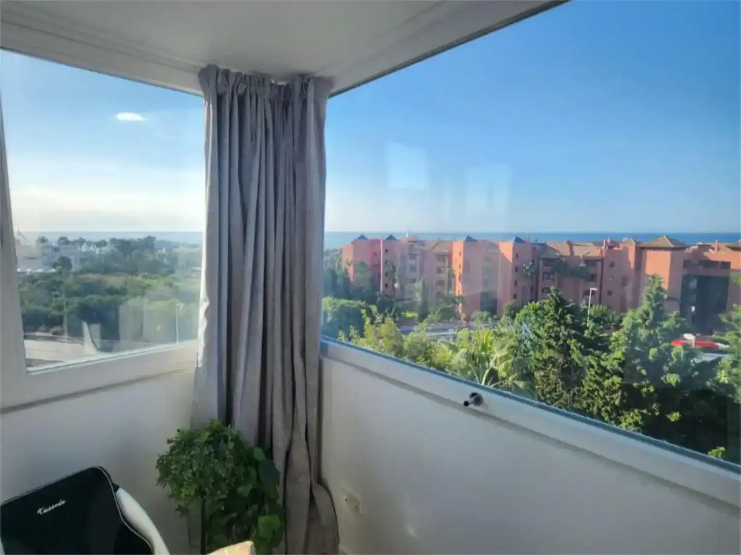 Terrassa de Pis en venda en Estepona amb Aire condicionat, Jardí privat i Parquet