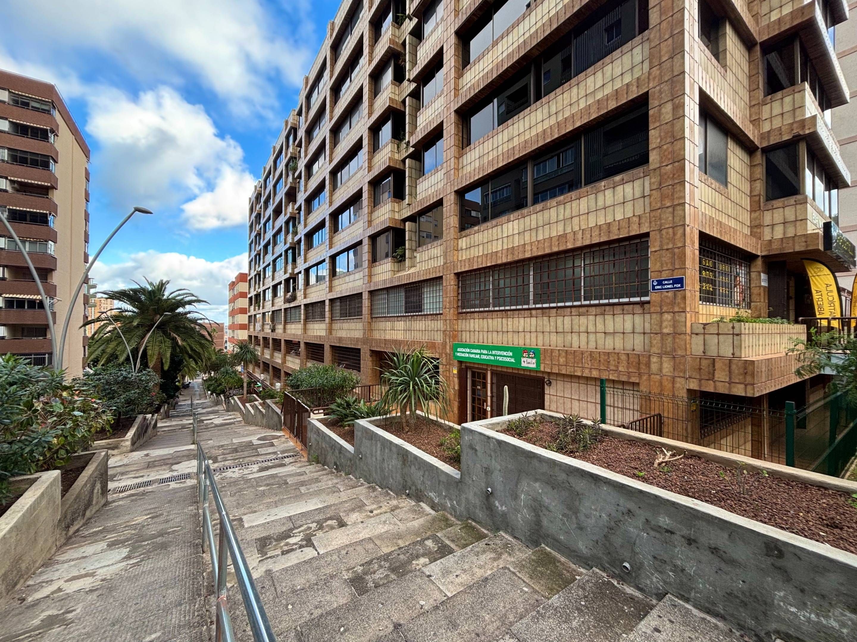 Exterior view of Flat for sale in  Santa Cruz de Tenerife Capital  with Storage room and Balcony