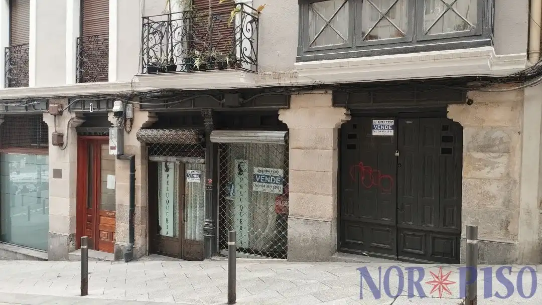 Vista exterior de Local en venta en Bilbao 