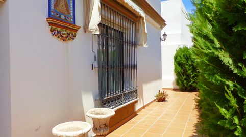 Foto 2 de Casa o chalet en venta en Avenida de la Cruz Roja, Playa de la Regla, Chipiona