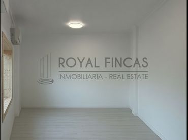 Local comercial en venda a Avenida Gamonal 7