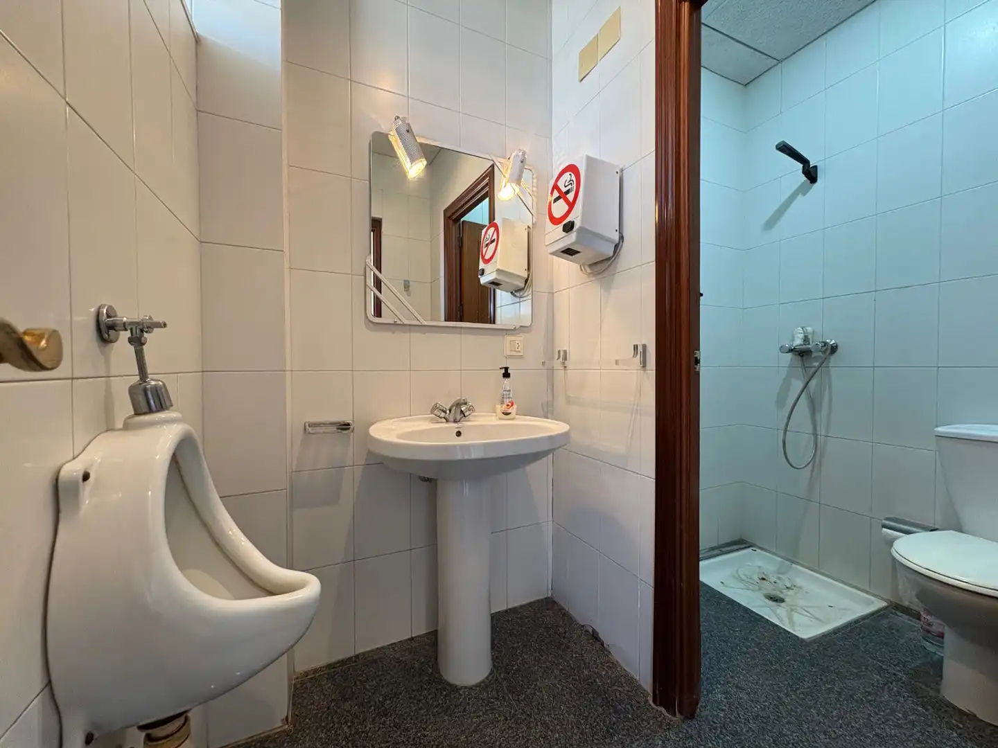Baño de Nave industrial en venta en Mérida con Calefacción