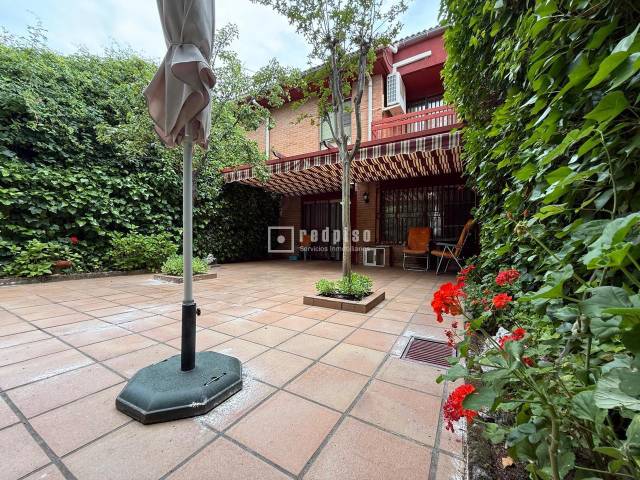 Casa-chalet en Venta en Parque de la Coruña - Las Suertes