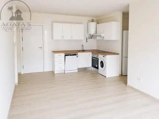 Cuina de Planta baixa en venda en Los Realejos amb Jardí privat