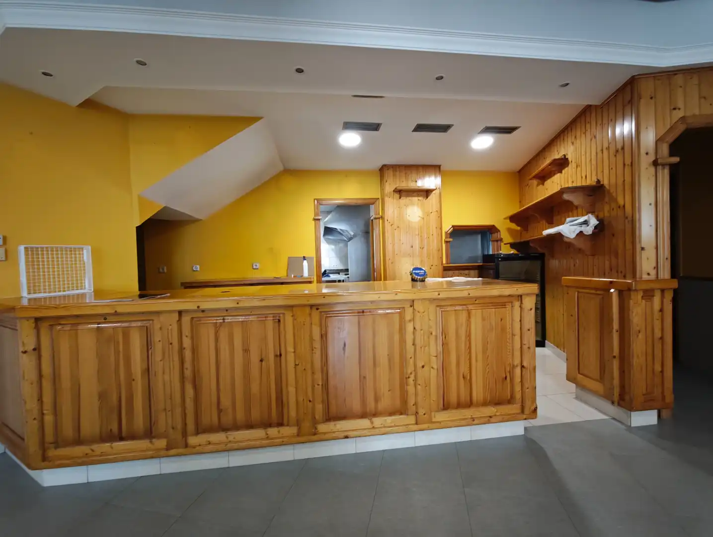 Commercial properties for rent in Narón  with Air Conditioner and Furnished