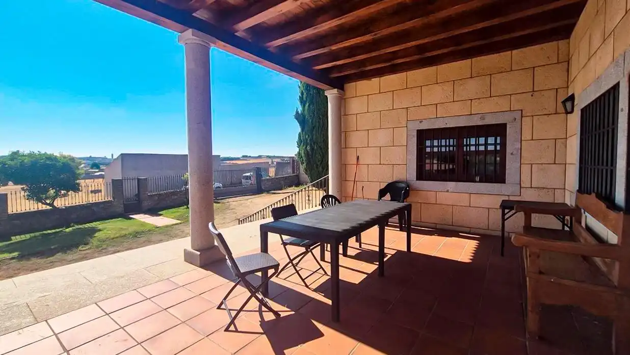 Terraza de Casa o chalet en venta en Ledesma