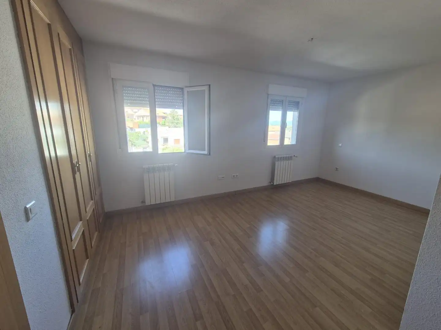 Dormitori de Casa adosada de lloguer en Méntrida amb Calefacció i Piscina comunitària
