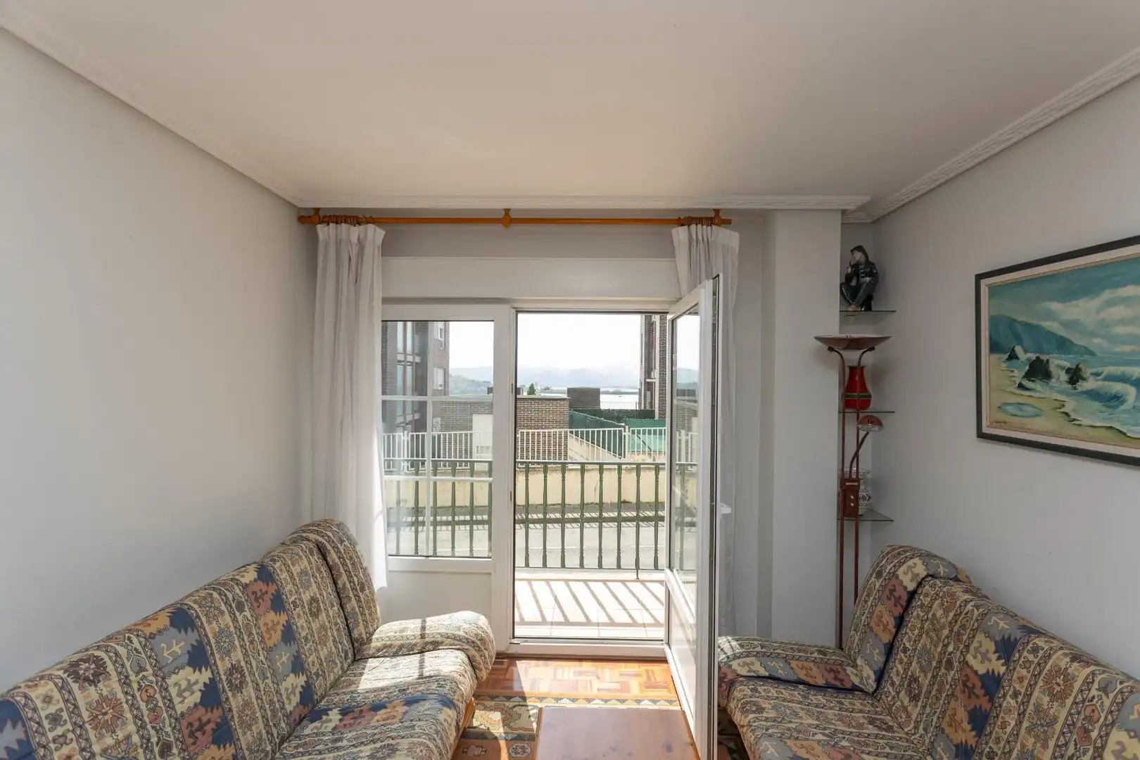 Sala d'estar de Pis en venda en San Vicente de la Barquera