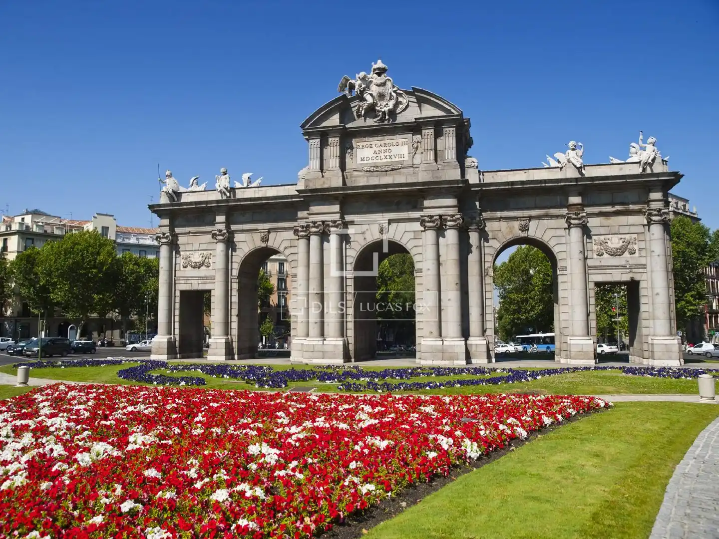 Außenansicht von Dachboden zur Miete in Madrid mit Klimaanlage, Heizung und Möbliert