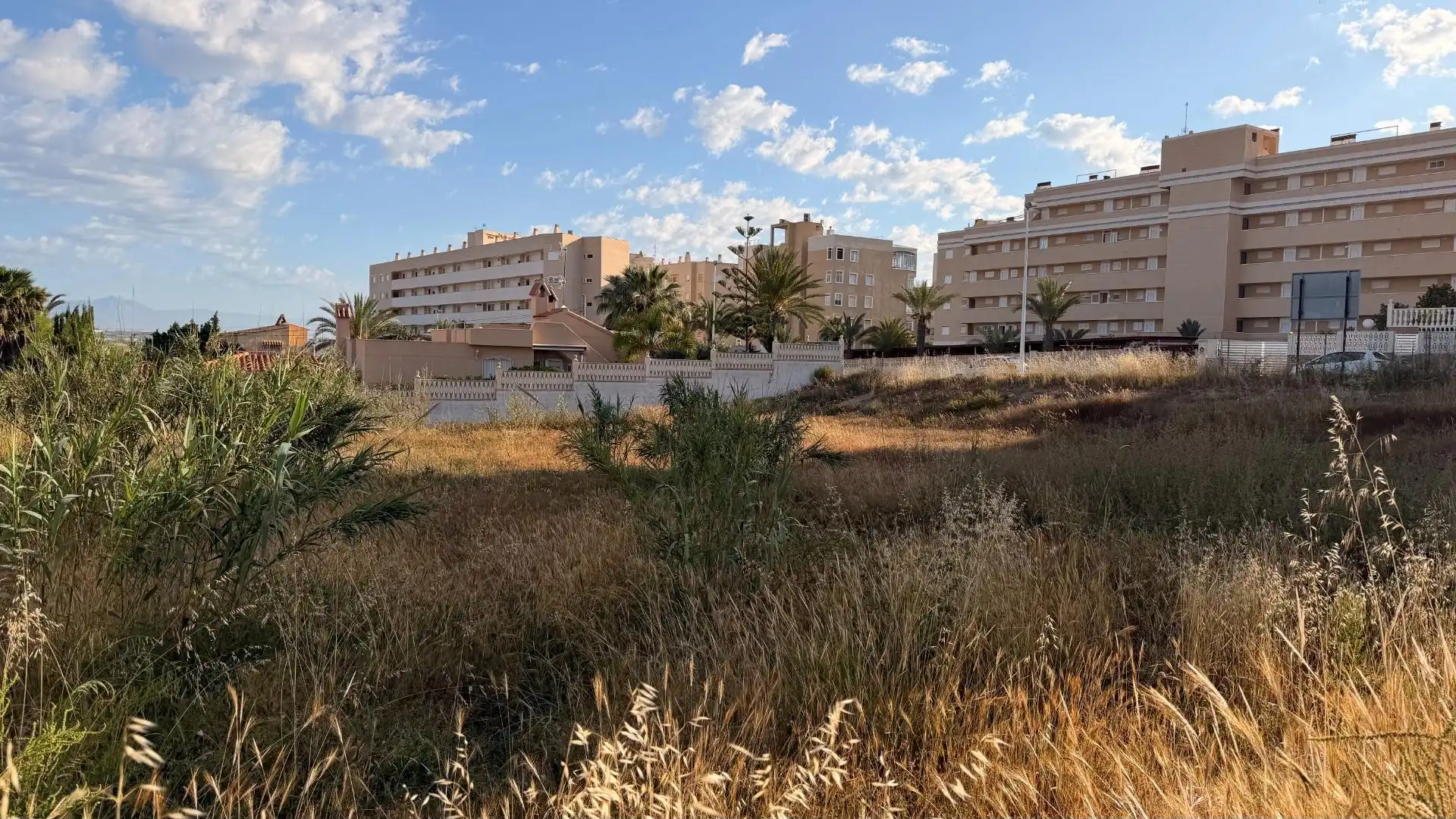 Terreno residencial en venta en Los Arenales del Sol, imagen 21