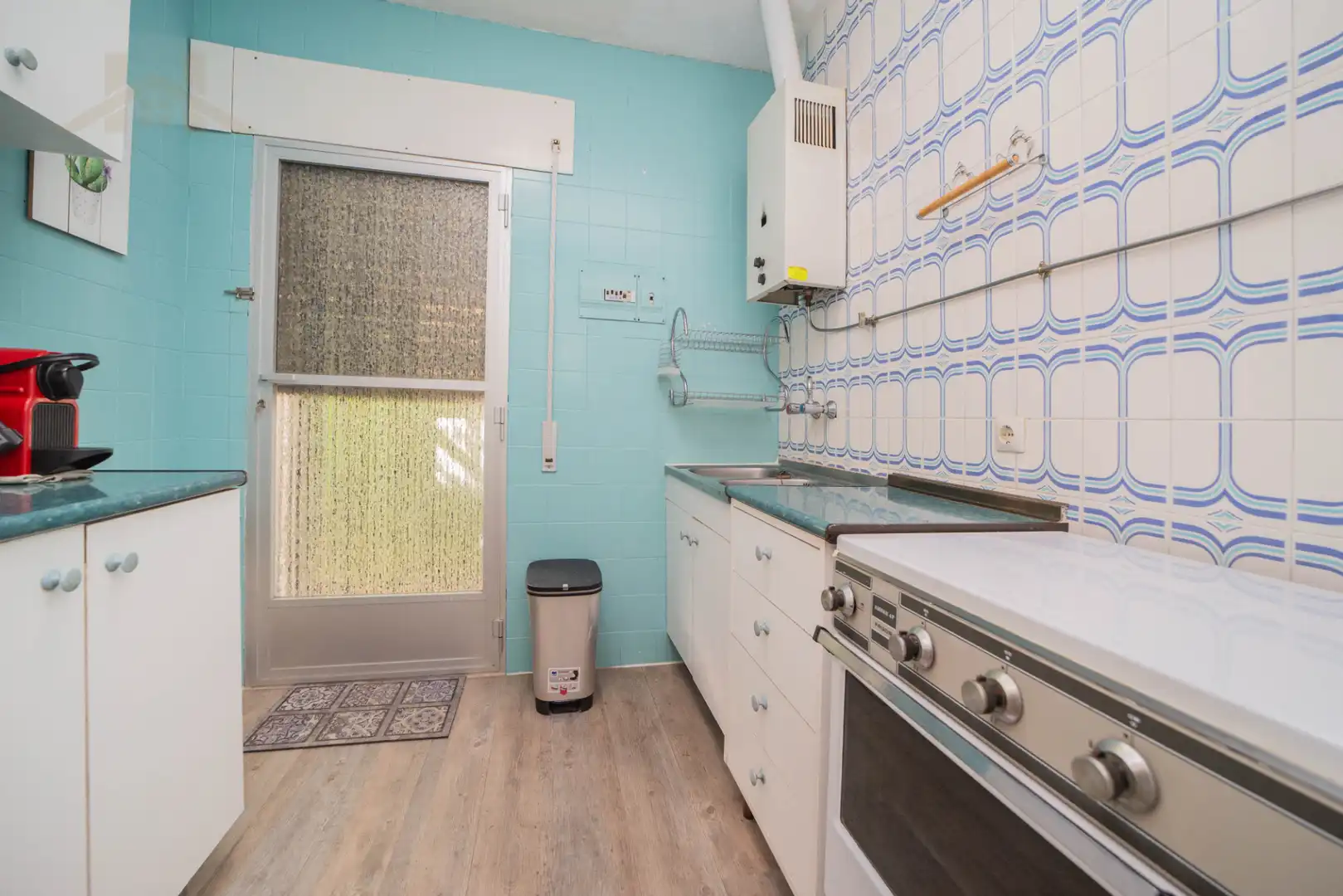 Kitchen of Houses for sale in Navahondilla  with Heating, Private garden and Terrace