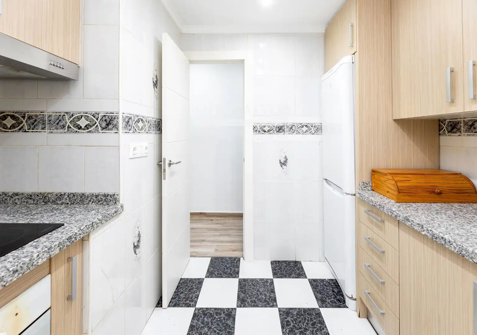 Badezimmer von Wohnung zur Miete in Granada mit Terrasse und Möbliert