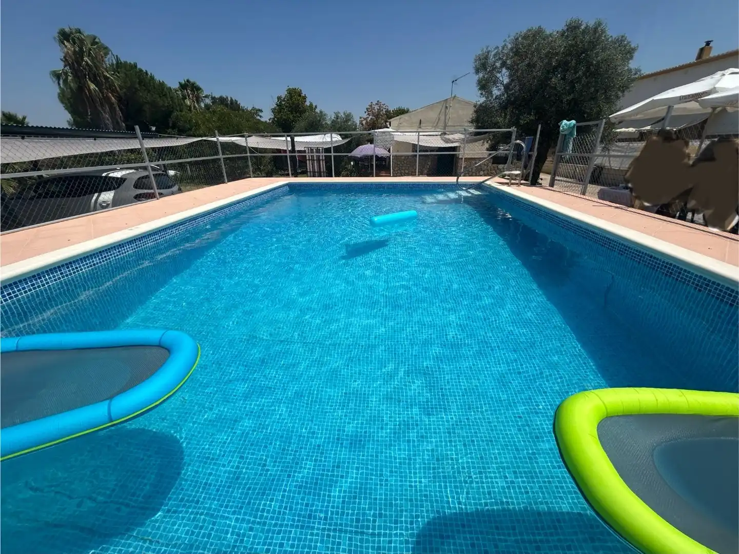 Swimming pool of Land for sale in Oeste