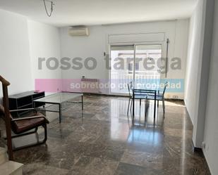 Living room of Single-family semi-detached to rent in  Barcelona Capital  with Air Conditioner, Terrace and Balcony