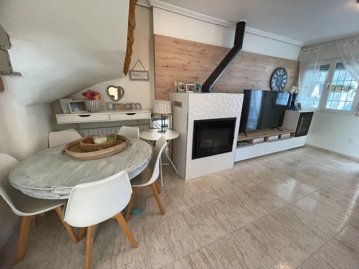 Living room of Duplexes for sale in Pilar de la Horadada  with Air Conditioner, Swimming Pool and Furnished