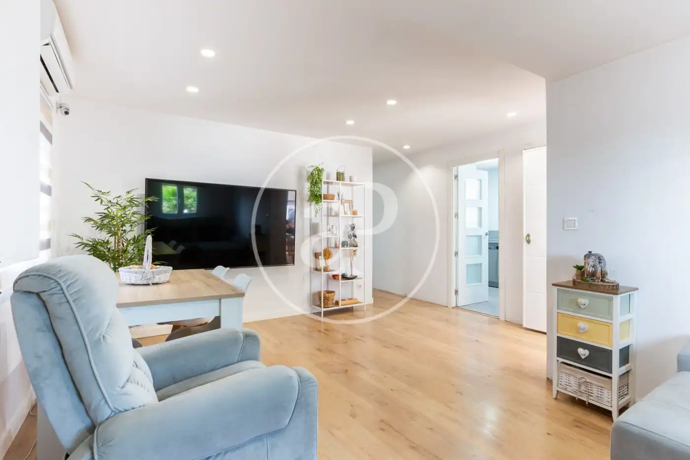 Sala de estar de Casa o chalet en venta en La Pobla de Vallbona con Aire acondicionado, Jardín privado y Terraza