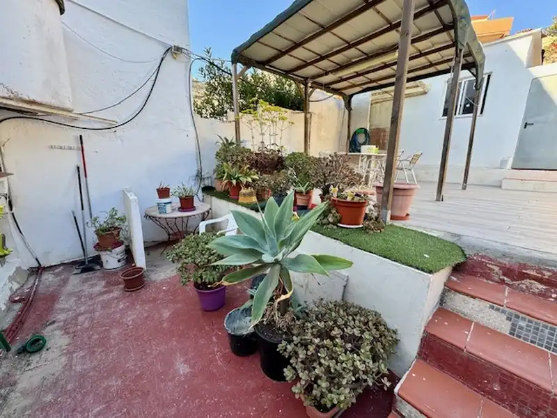 Terrasse von Erdgeschoss zum Verkauf in Cullera mit Klimaanlage, Heizung und Privatgarten