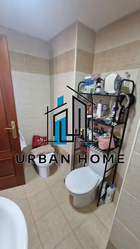Bathroom of Flat for sale in Villaquilambre, León