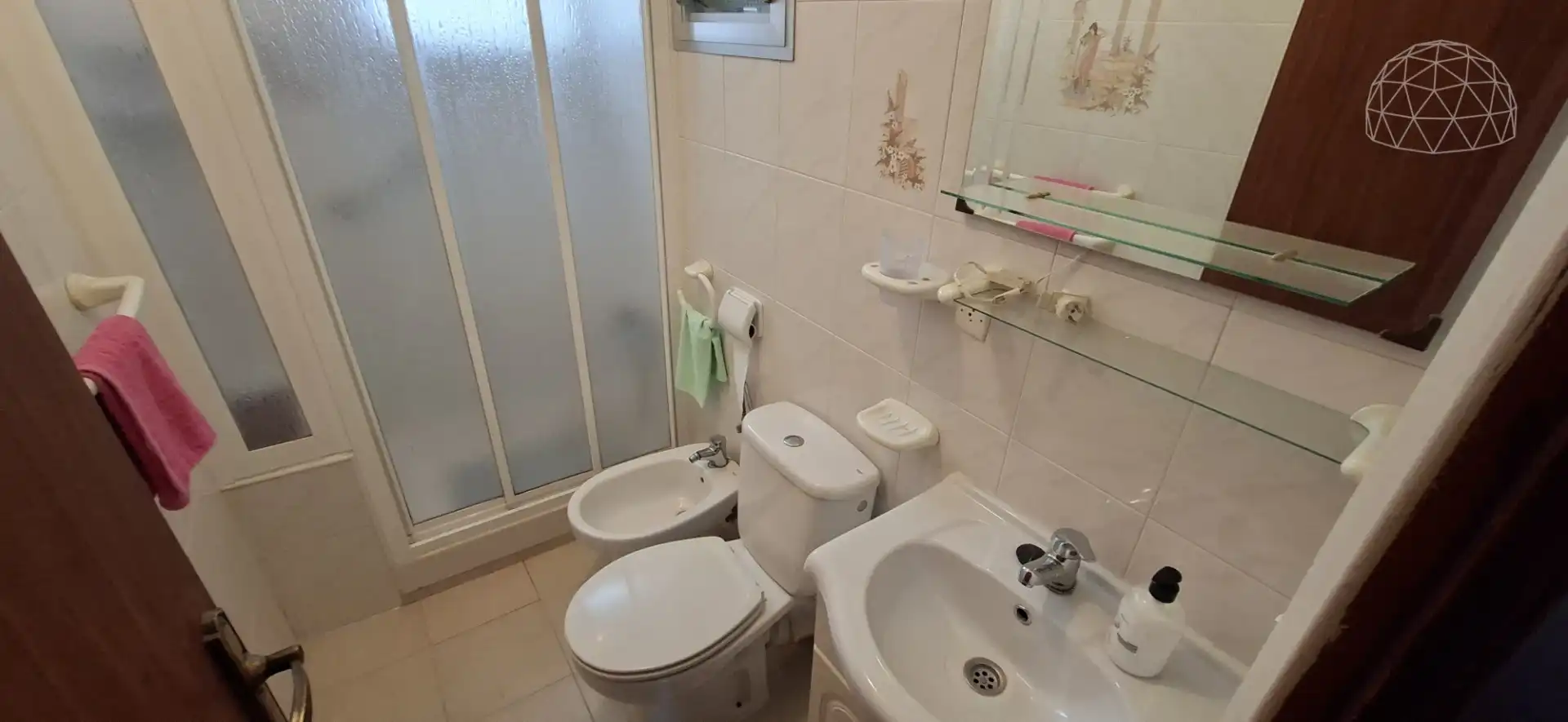 Badezimmer von Wohnung zum Verkauf in Sevilla mit Möbliert