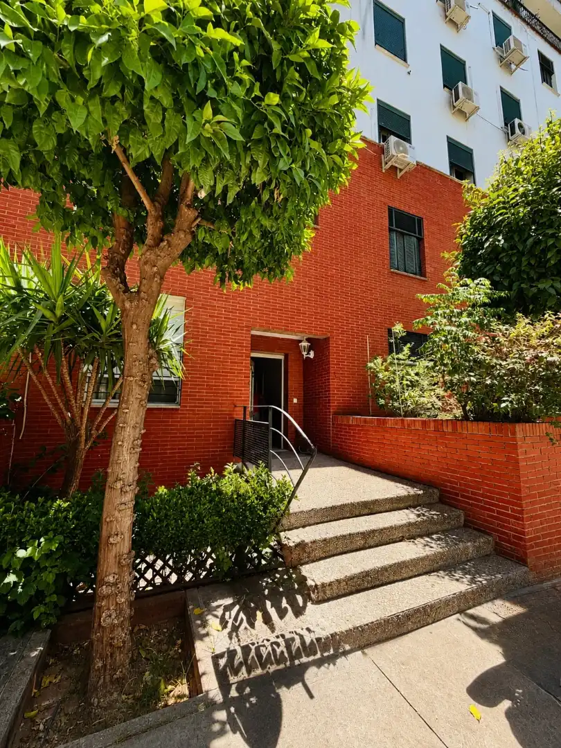 Exterior view of Duplexes for sale in Sevilla  with Air Conditioner and Terrace