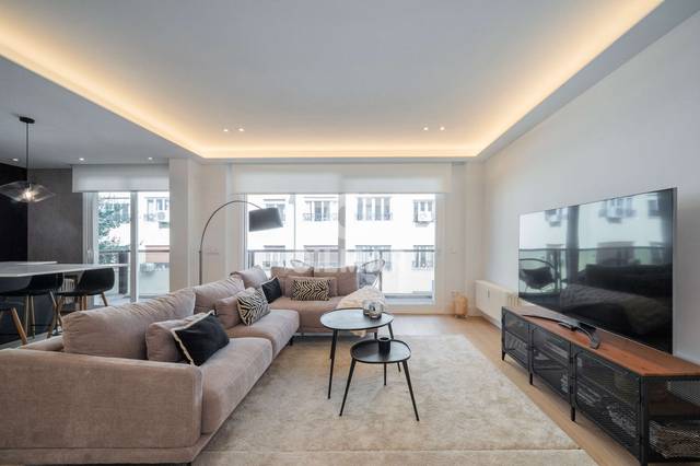 Piso en Venta en Castellana