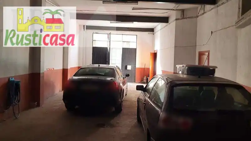 Parking de Piso en venta en Bailén con Trastero
