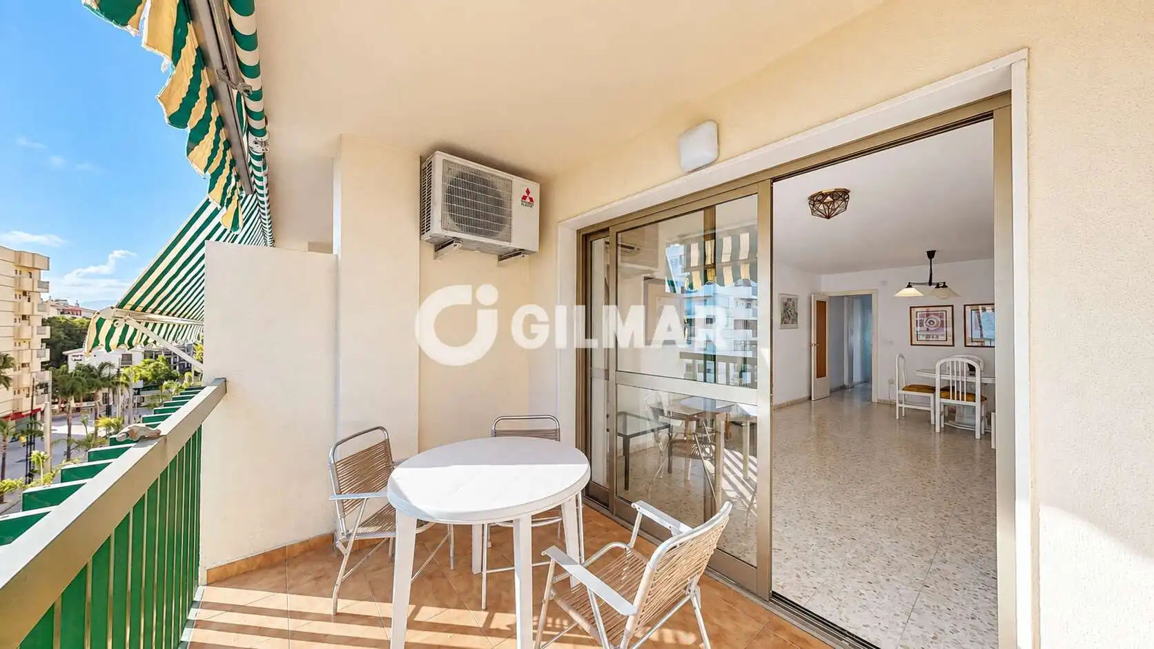 Flat with terrace for sale in Puerto Deportivo, imagen 4