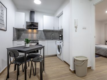 Apartament amb balcó en venda a Carrer del Pintor Maella 11