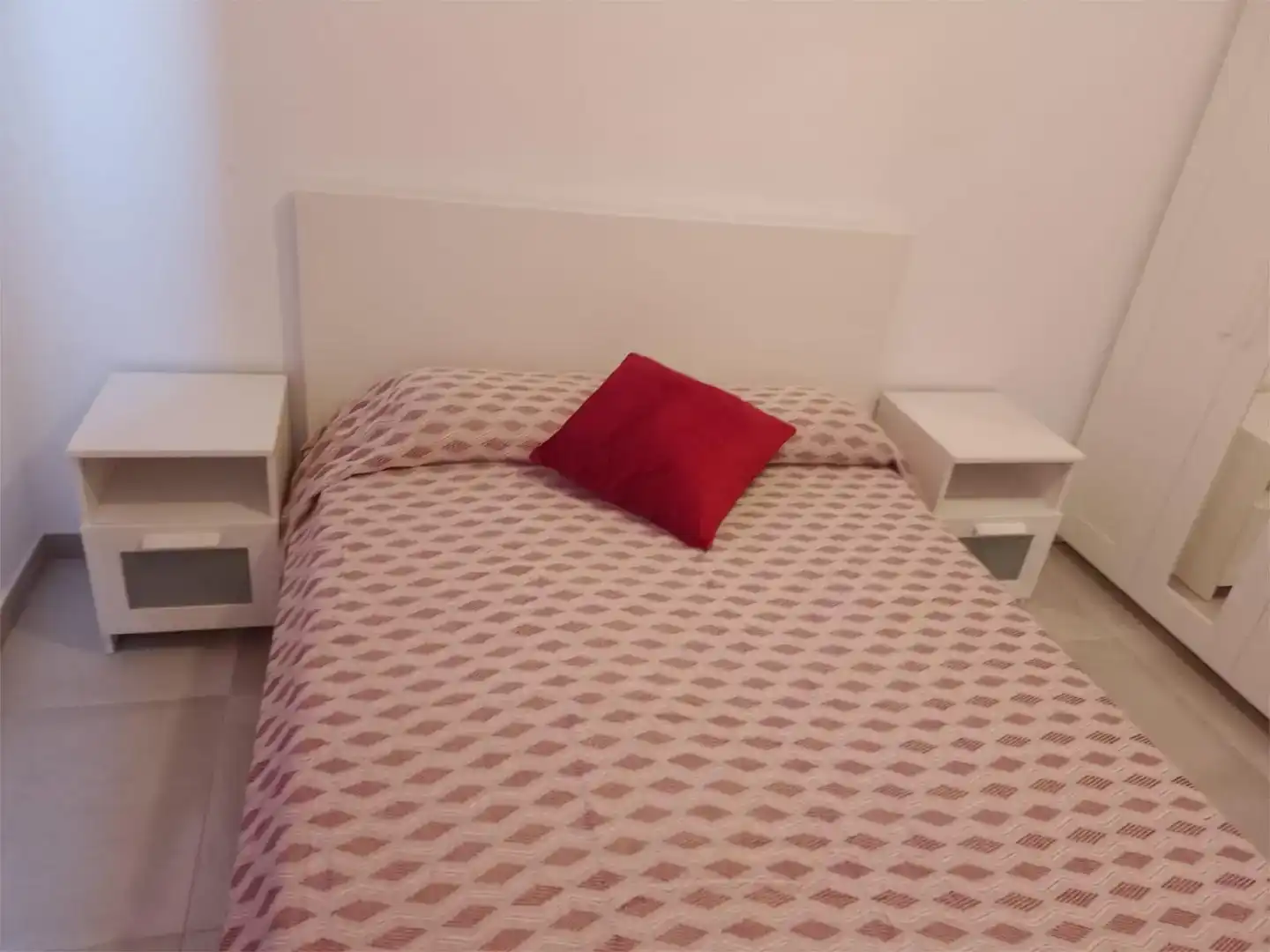 Dormitori de Pis de lloguer en Chipiona amb Moblat, Rentadora i Microones