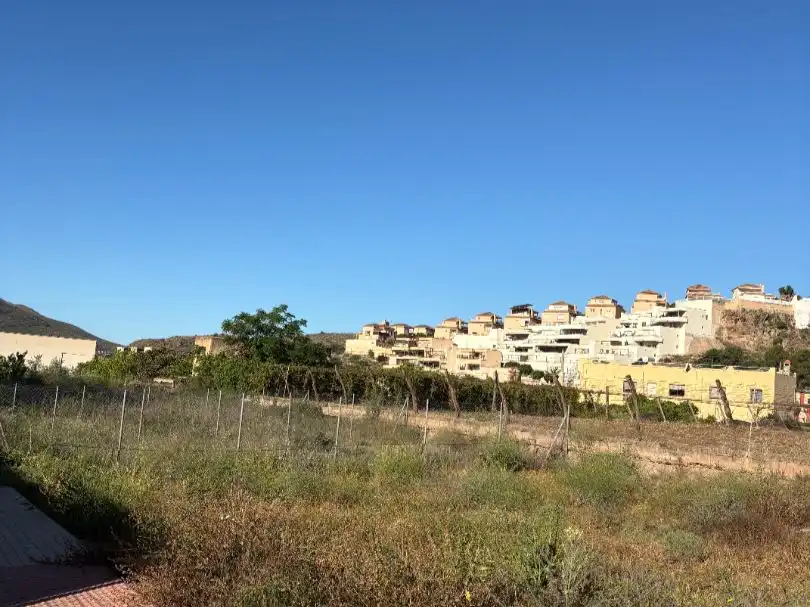 Terreno industrial en venta en Berja