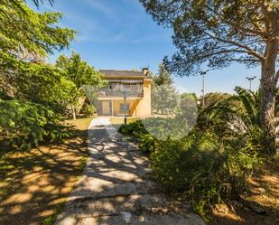 Jardí de Casa o xalet en venda en Colmenarejo amb Calefacció, Jardí privat i Terrassa