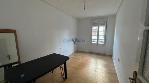 Foto 4 de Pis en venda a A Carballeira, Ourense Capital