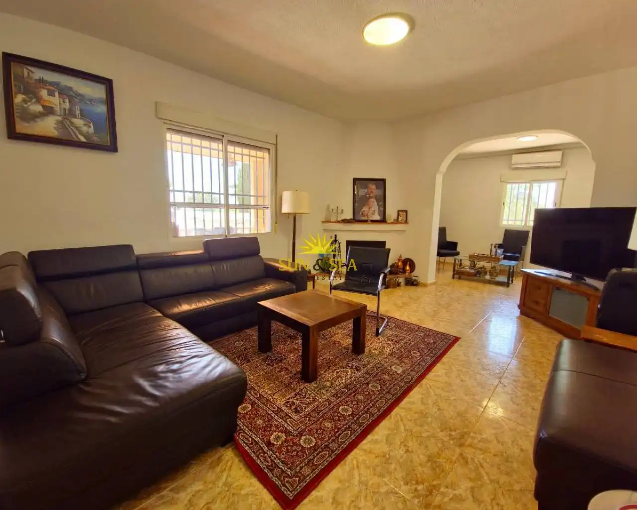 Sala de estar de Casa o chalet en venta en Crevillent con Aire acondicionado, Calefacción y Jardín privado
