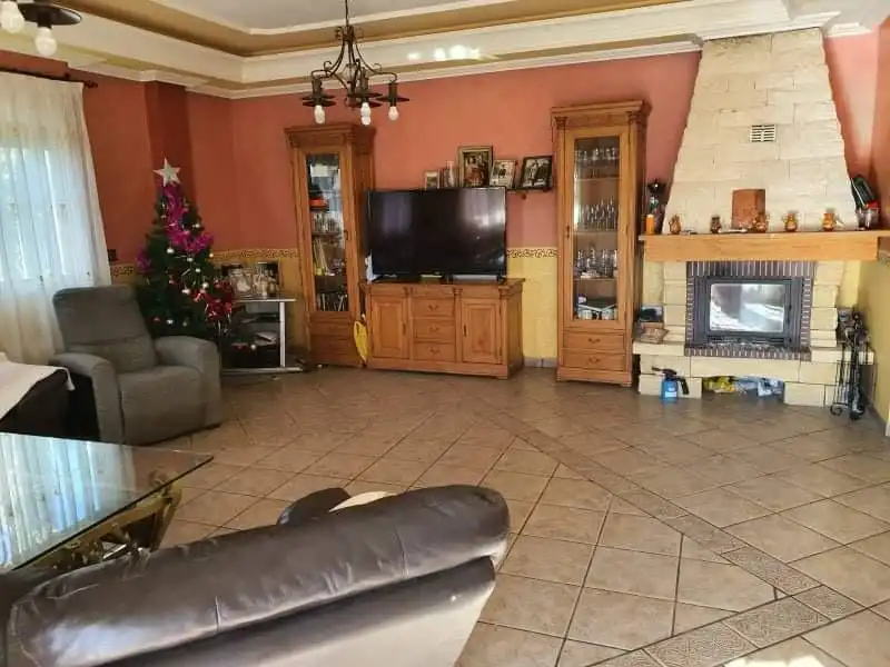 Sala d'estar de Casa o xalet en venda en Alicante / Alacant amb Jardí privat, Terrassa i Piscina