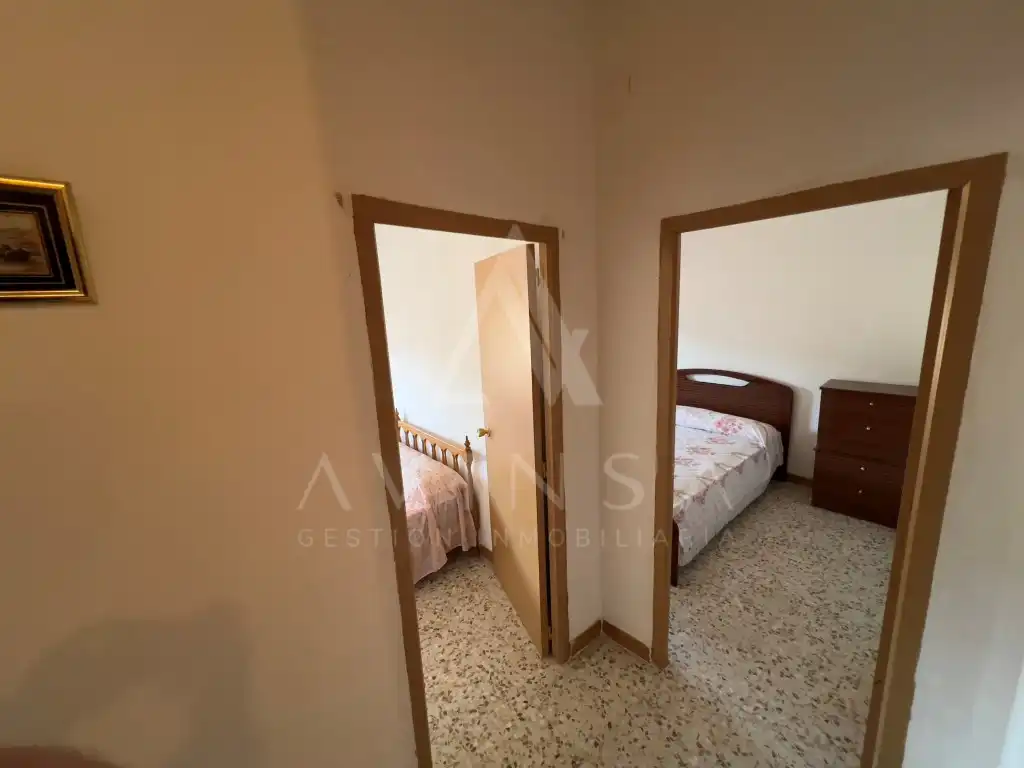 Houses for sale in N/A, Alhóndiga