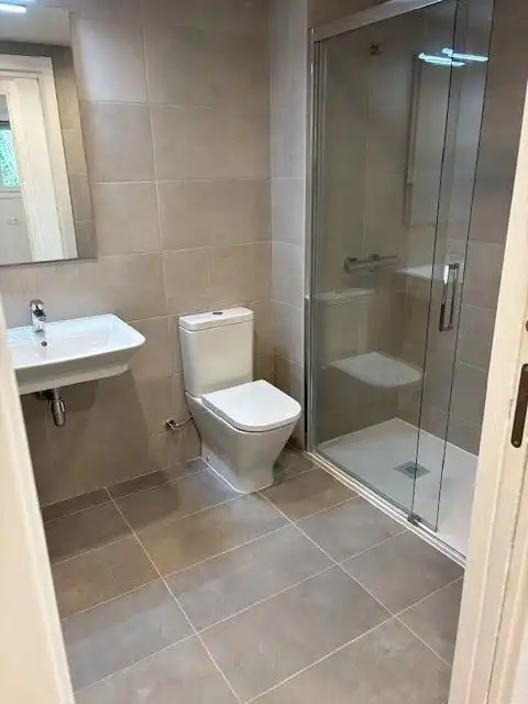 Wohnung zur Miete in Carrer Ripollès, Lledoner