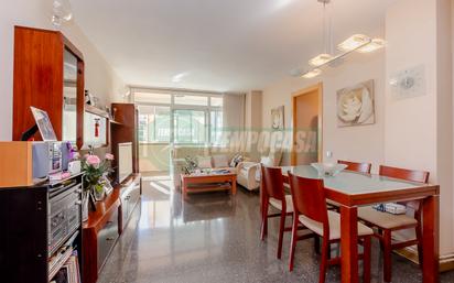 Living room of Flat for sale in L'Hospitalet de Llobregat  with Balcony