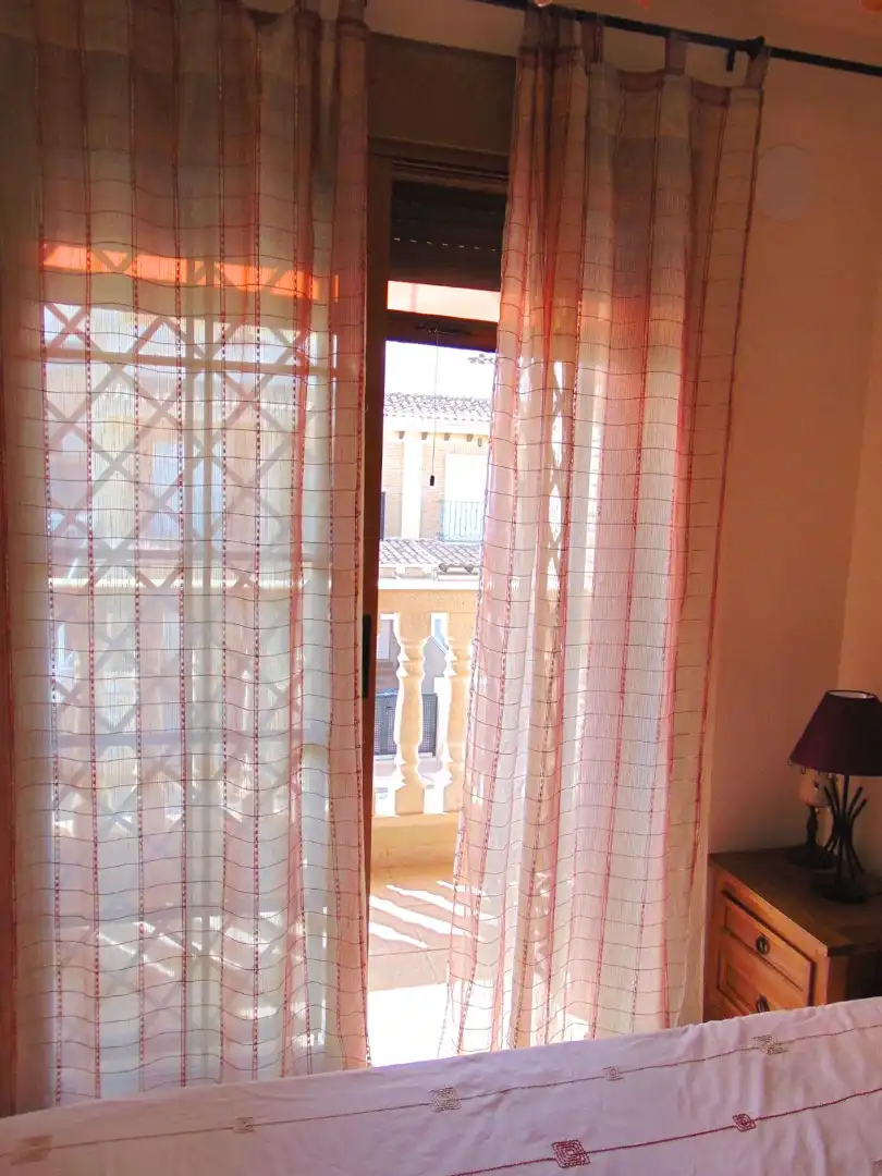 Dormitori de Casa adosada en venda en San Pedro del Pinatar amb Aire condicionat, Calefacció i Terrassa