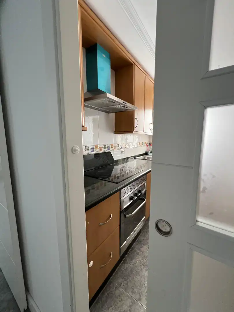 Cuina de Pis en venda en Vélez-Málaga amb Aire condicionat, Terrassa i Moblat